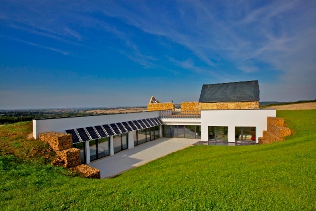 This is an example of a contemporary exterior in Gloucestershire.