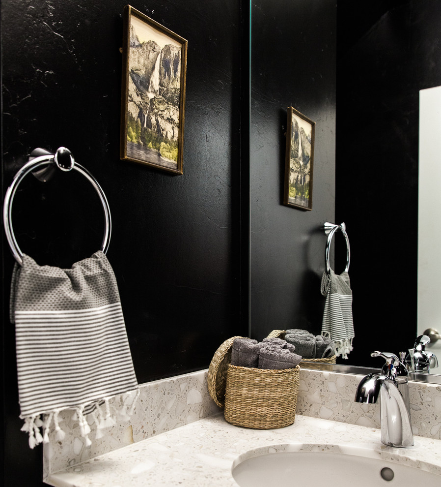Inspiration for a scandinavian powder room remodel in Sacramento