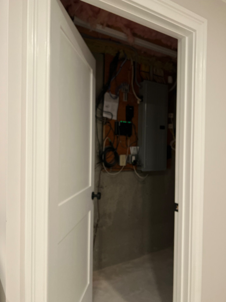 Bright & New Basement - 5701