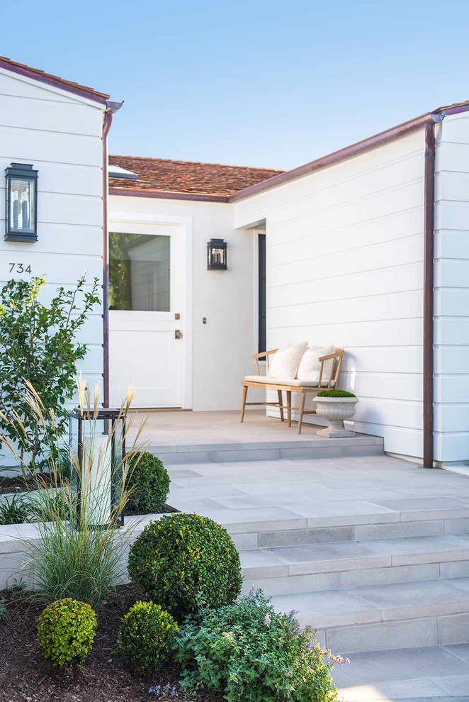 Entryway - transitional entryway idea in Orange County