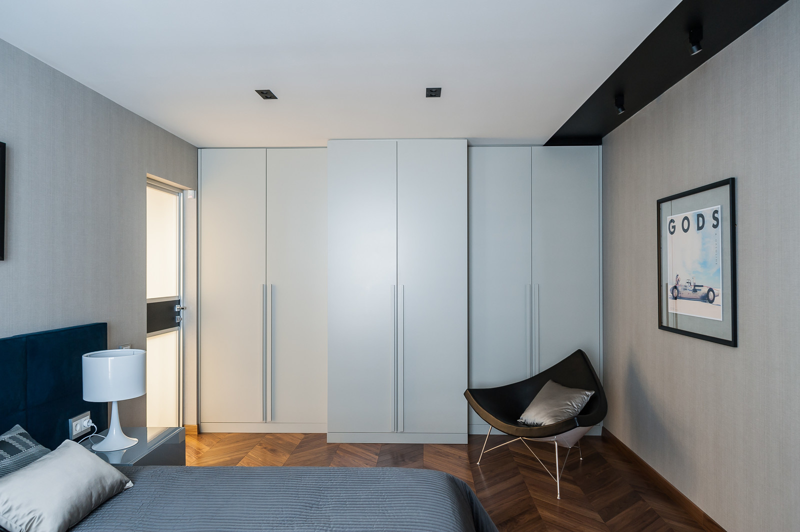 Контемпорари для холостяка