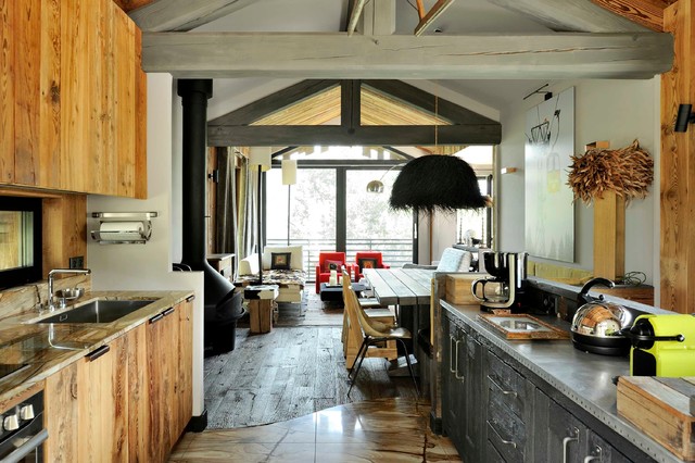 Chalet fantaisie rustic-kitchen
