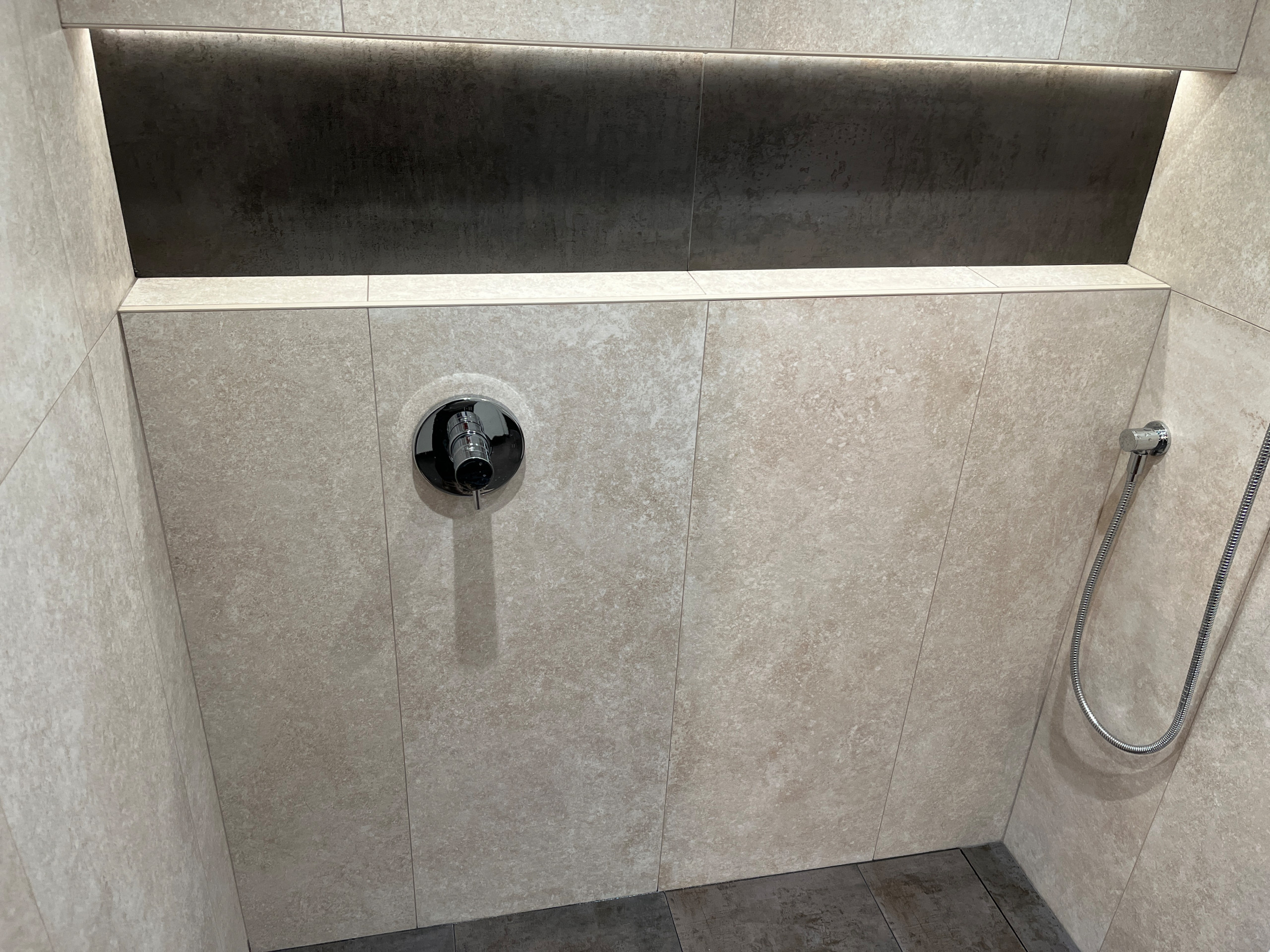 West End walking shower