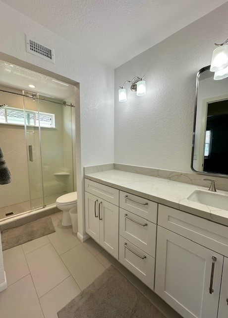 Contemporary bathroom refresh - Kennedy