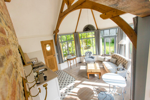 Le Clos de Gr&acirc;ce - Le Pigeonnier transitional-living-room
