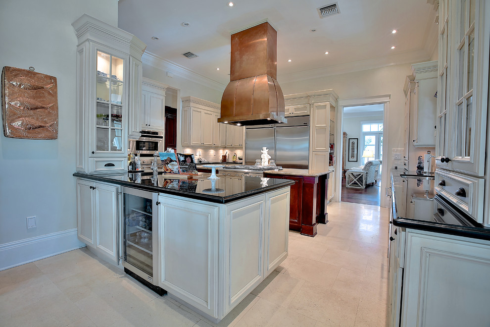 Southern Style Home Kitchen New York by DELUXE Design