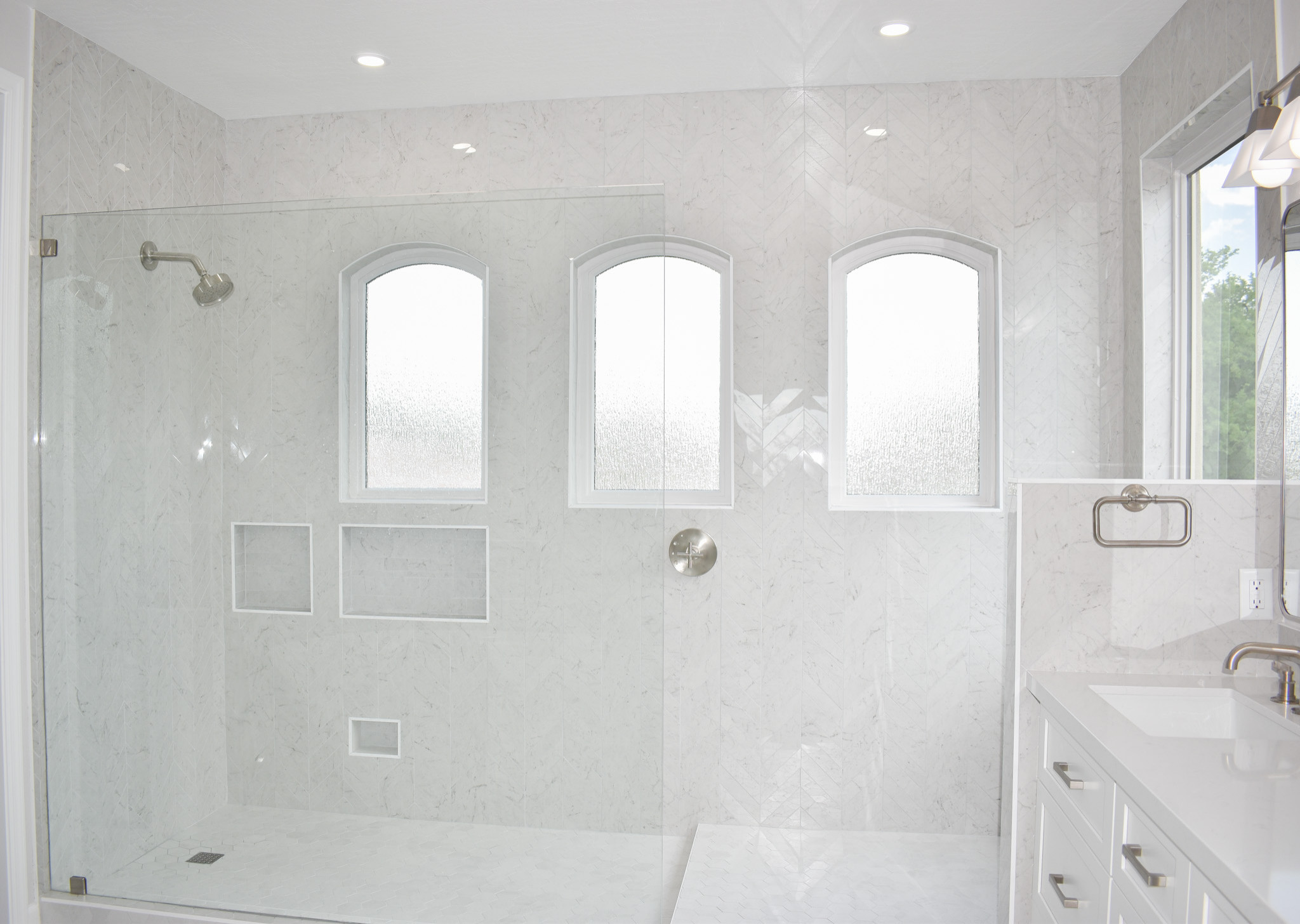 Acoma Primary Bath