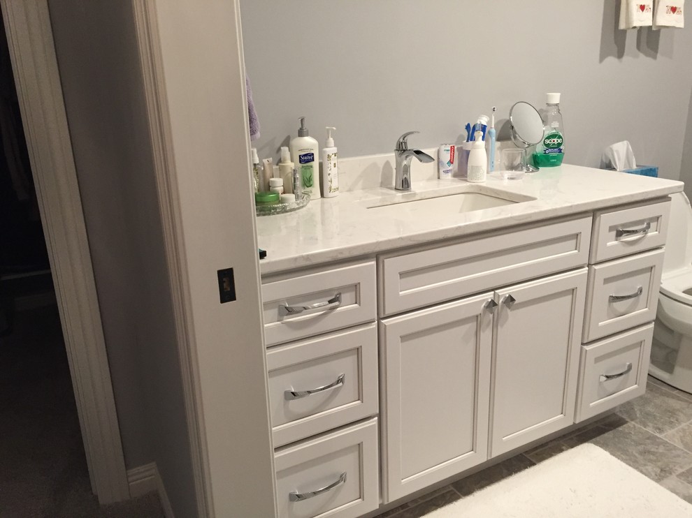 Home design - transitional home design idea
