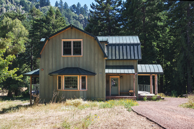 Jenner Ranch lantlig-fasad