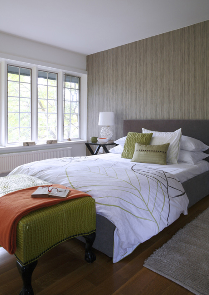 Design ideas for a contemporary bedroom in Toronto.