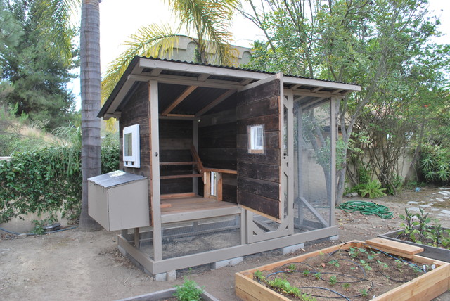 Reclaimed Wood Chicken Coop American Traditional Garden Salt