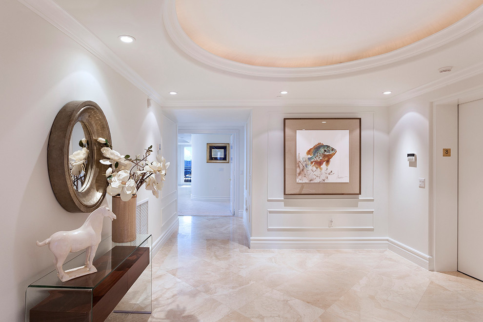 Inspiration for a transitional foyer in Miami.