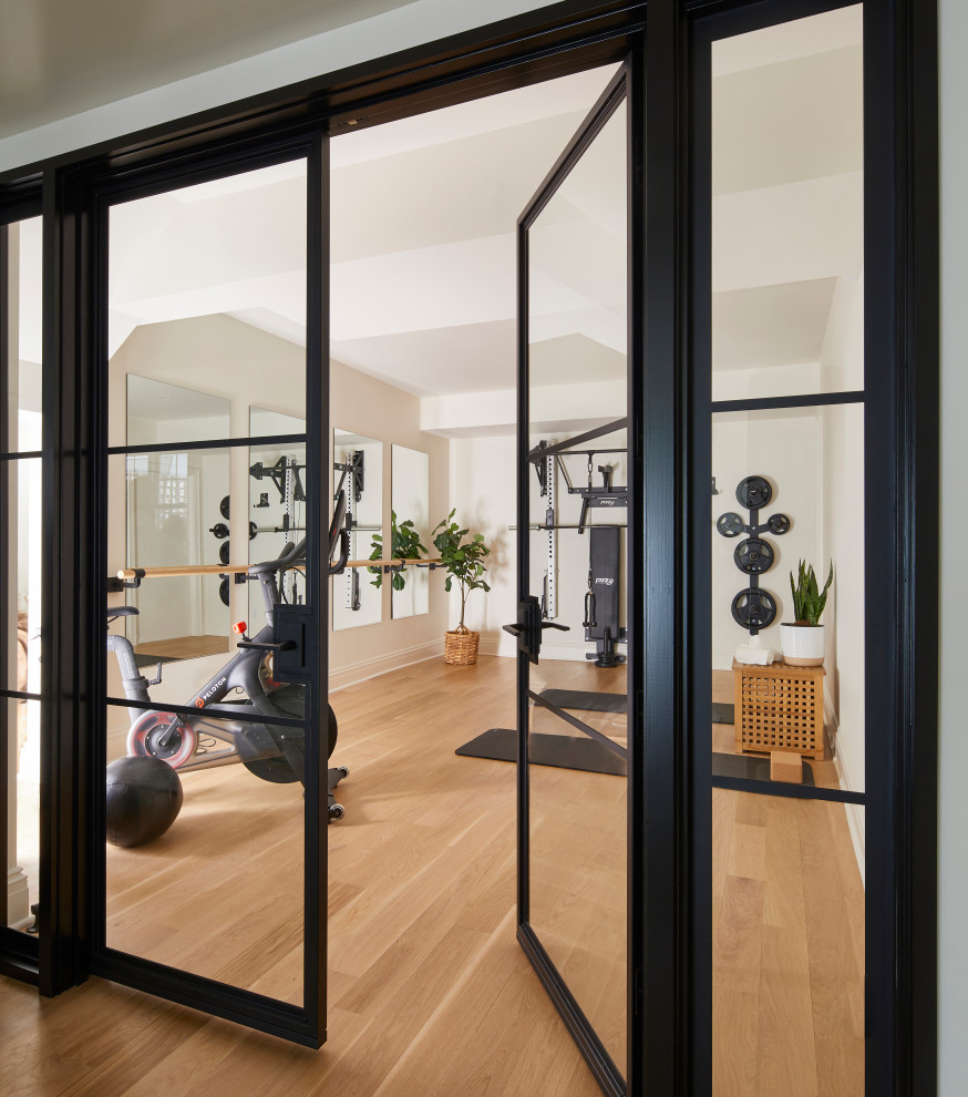 Home gym - contemporary home gym idea in New York