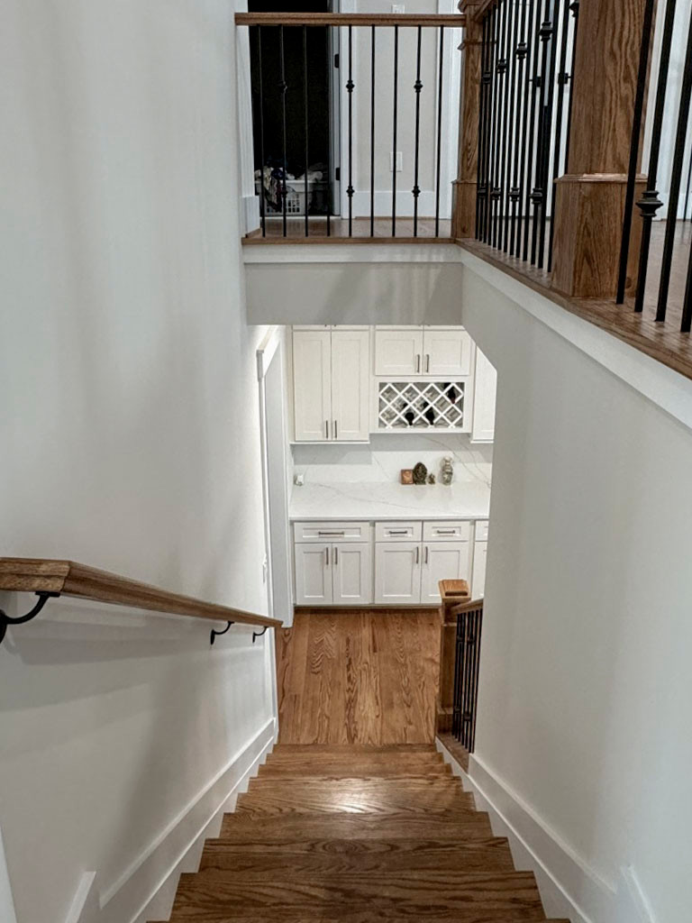117_Distinct Oak Staircase with Iron Balusters & Oak Rail Profile, Chantilly VA