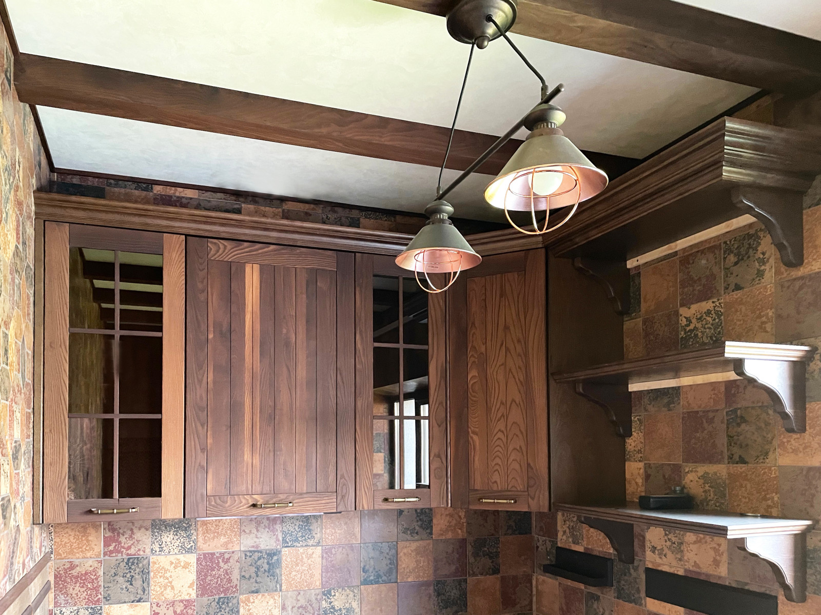 ЗАГОРОДНЫЙ ДОМ В СТИЛЕ "СТАРОЙ АНГЛИИ" _ФРАГМЕНТЫ РЕАЛИЗАЦИИ