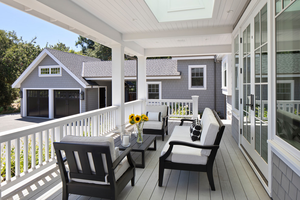 This is an example of a verandah in San Francisco.