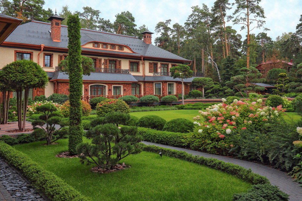 Коттеджный сад в Барвихе (дизайн и исполнение компании "Imperial Garden")