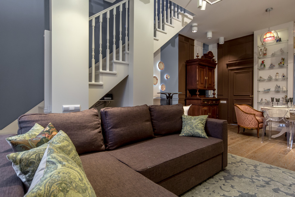 Классика в белом с точеными стойками (2016)