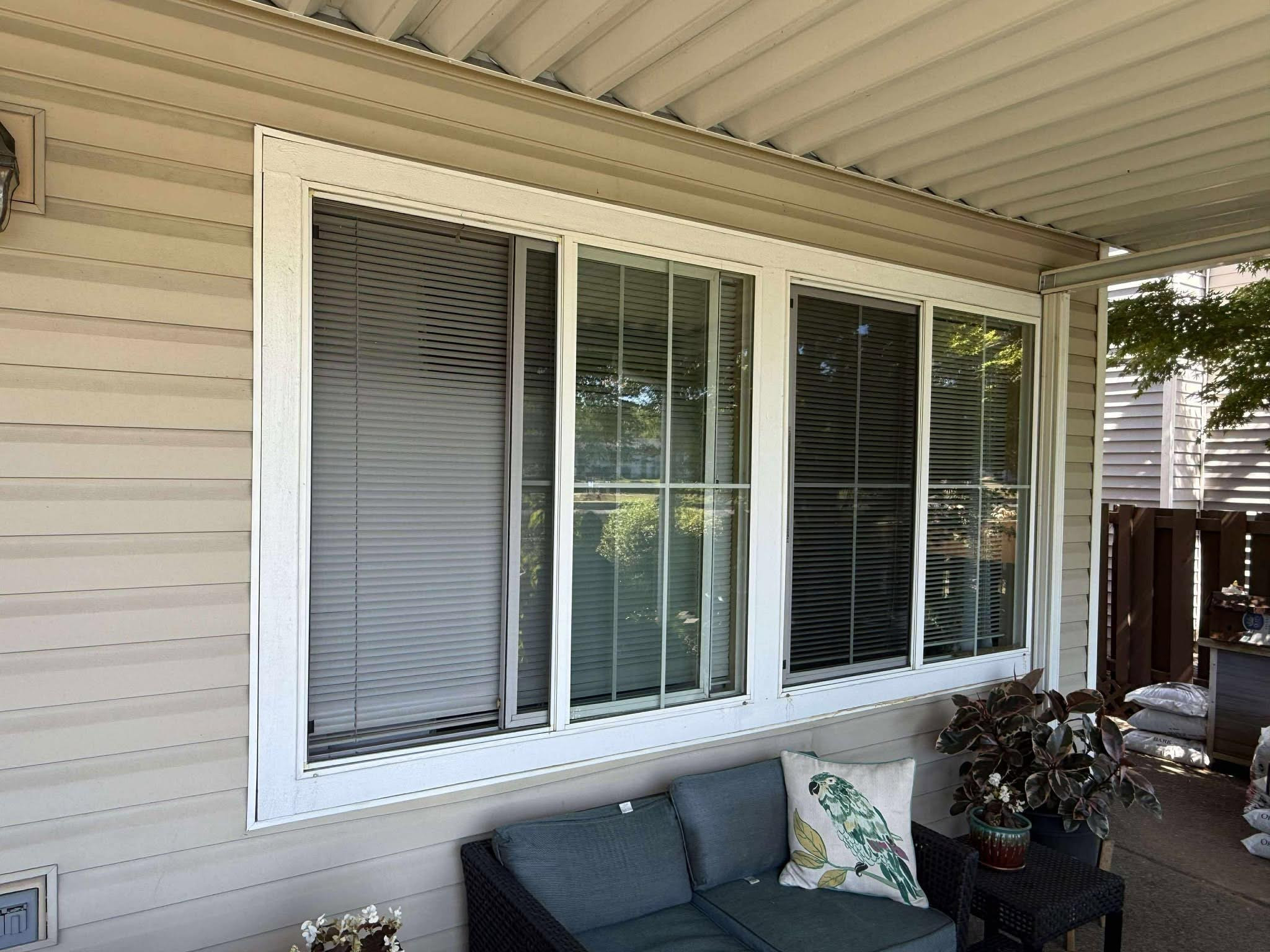 Exterior Wood Repairs & Repaint