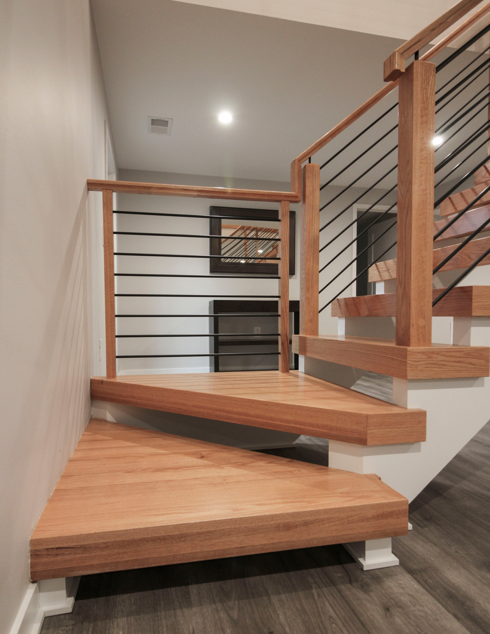 99_Modern & Open L-Shape-Winder Stair, Arlington VA 22207