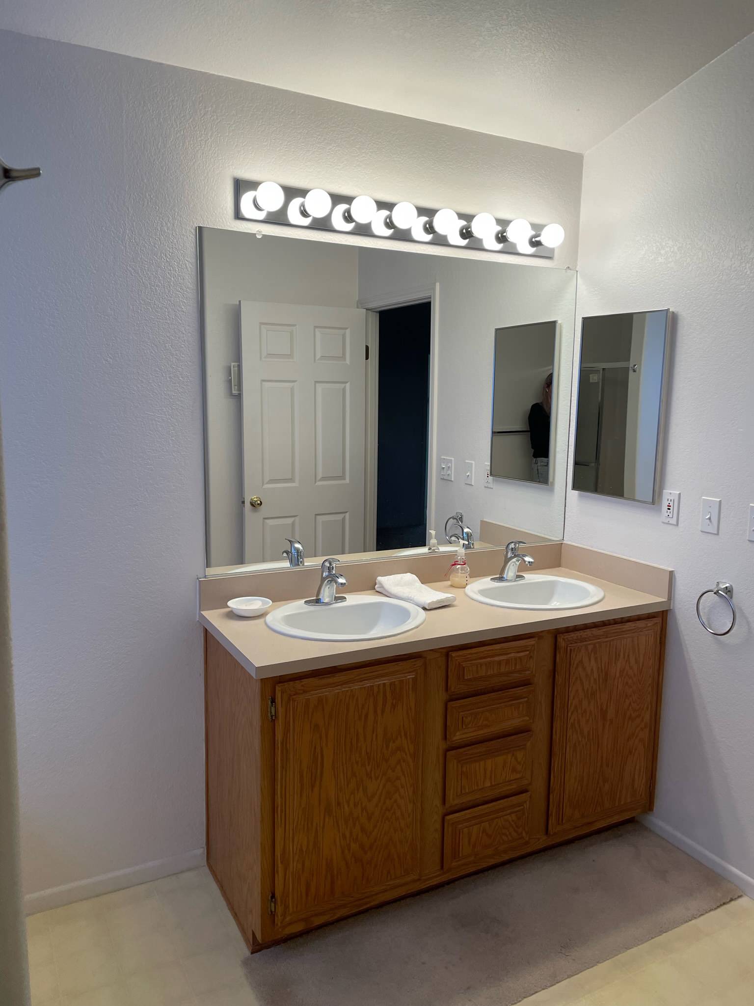 Quarter Primary Bathroom - Before