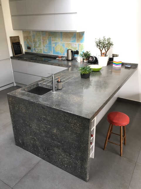 Hither Green Seamless Polished Concrete Worktop Endpanel