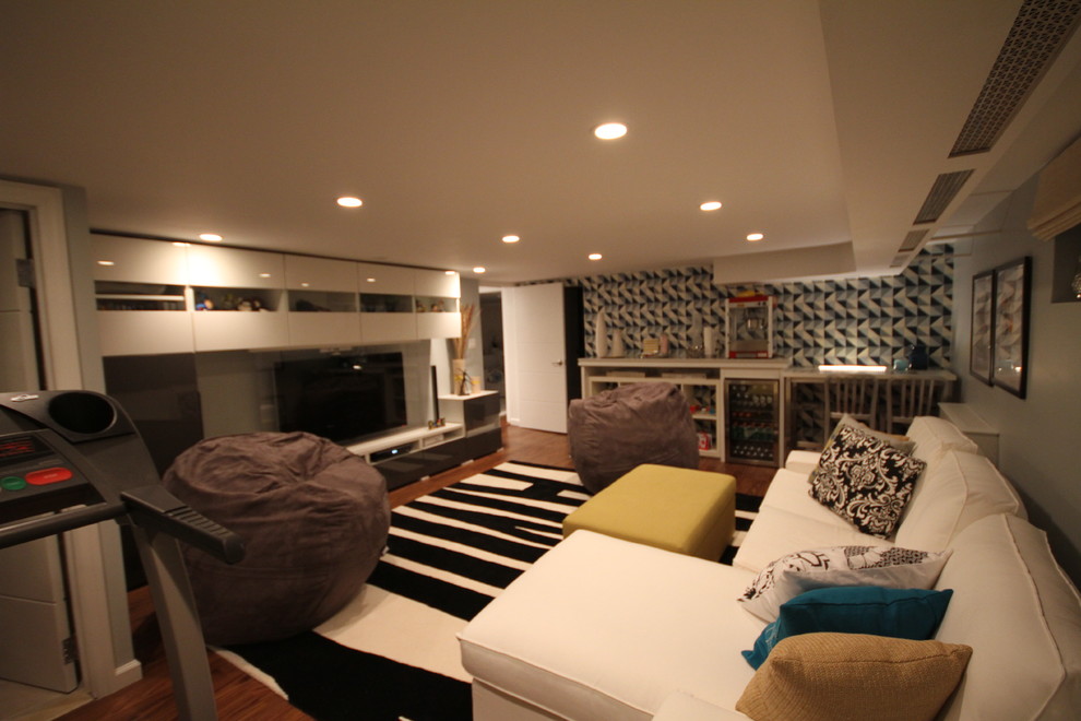 Photo of a contemporary basement in New York.