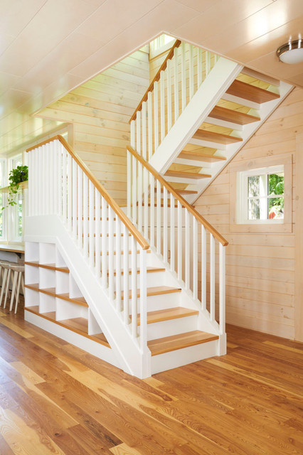 Crane Island Cabin klassisch-treppen