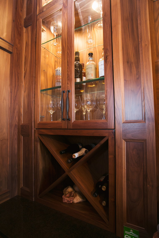 Inspiration for a traditional home bar in Indianapolis.