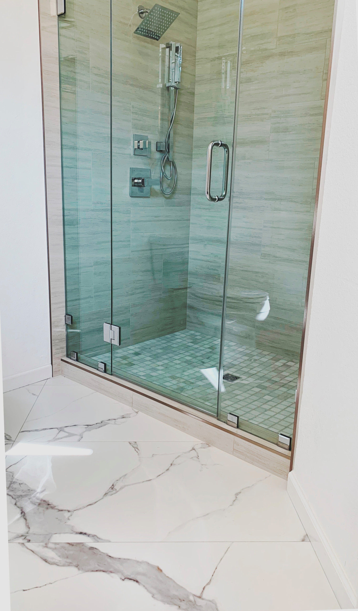 Modern Shower w/Carrara Marble Floor Tile