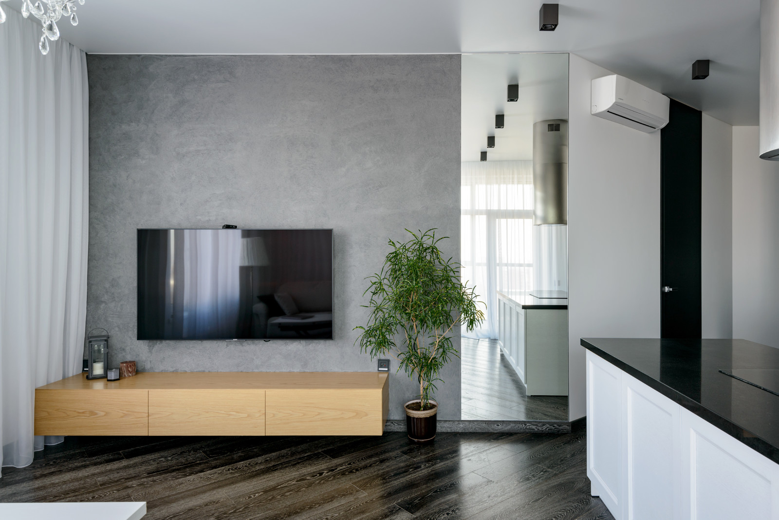 Игра черного и белого