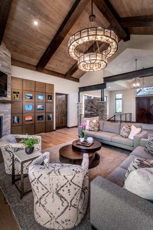 Custom Modern Mountain Home Great Room