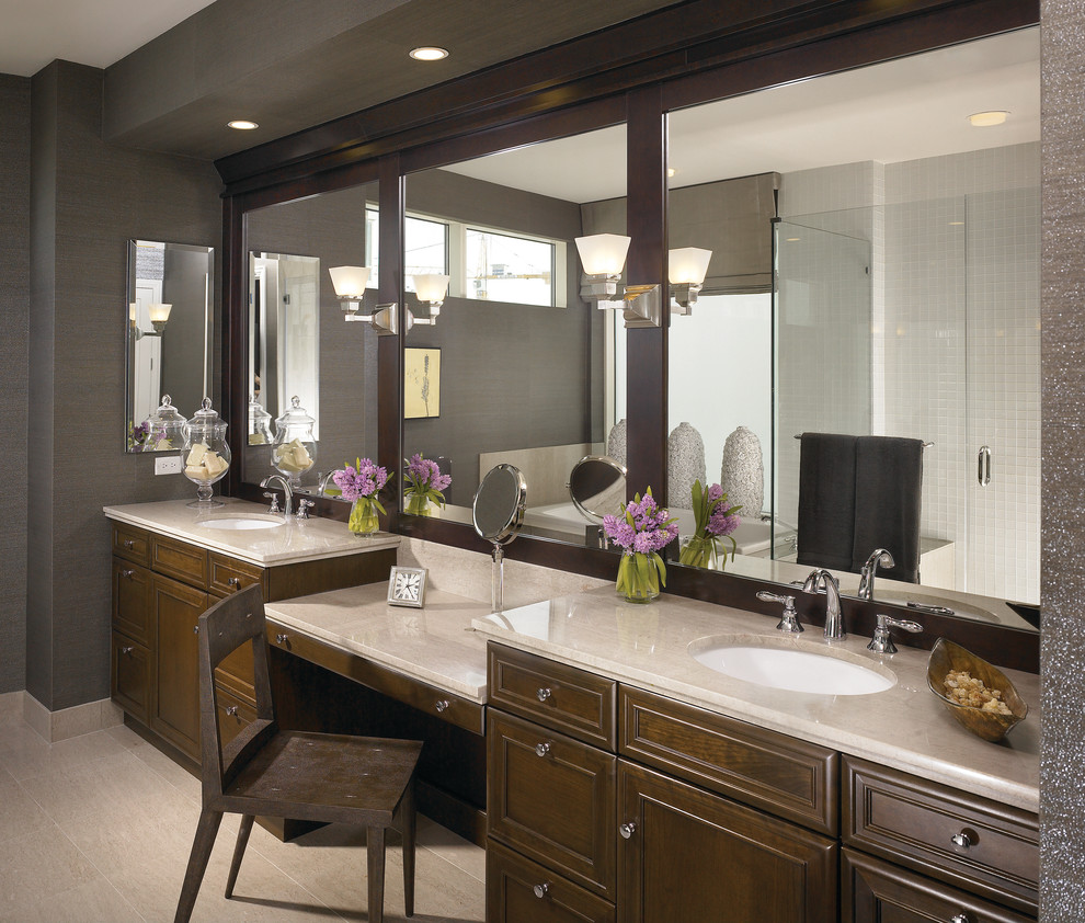 This is an example of a contemporary bathroom in Chicago with an undermount sink.