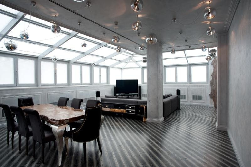 Двухэтажная квартира в Москве.