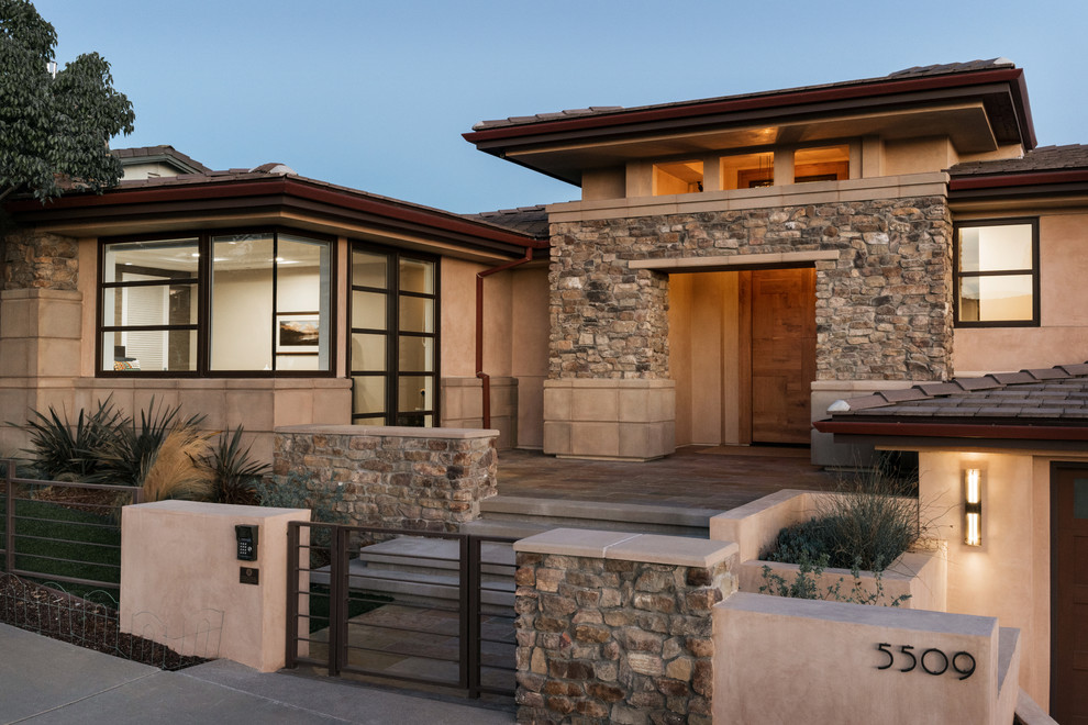 This is an example of a large transitional exterior in San Diego.