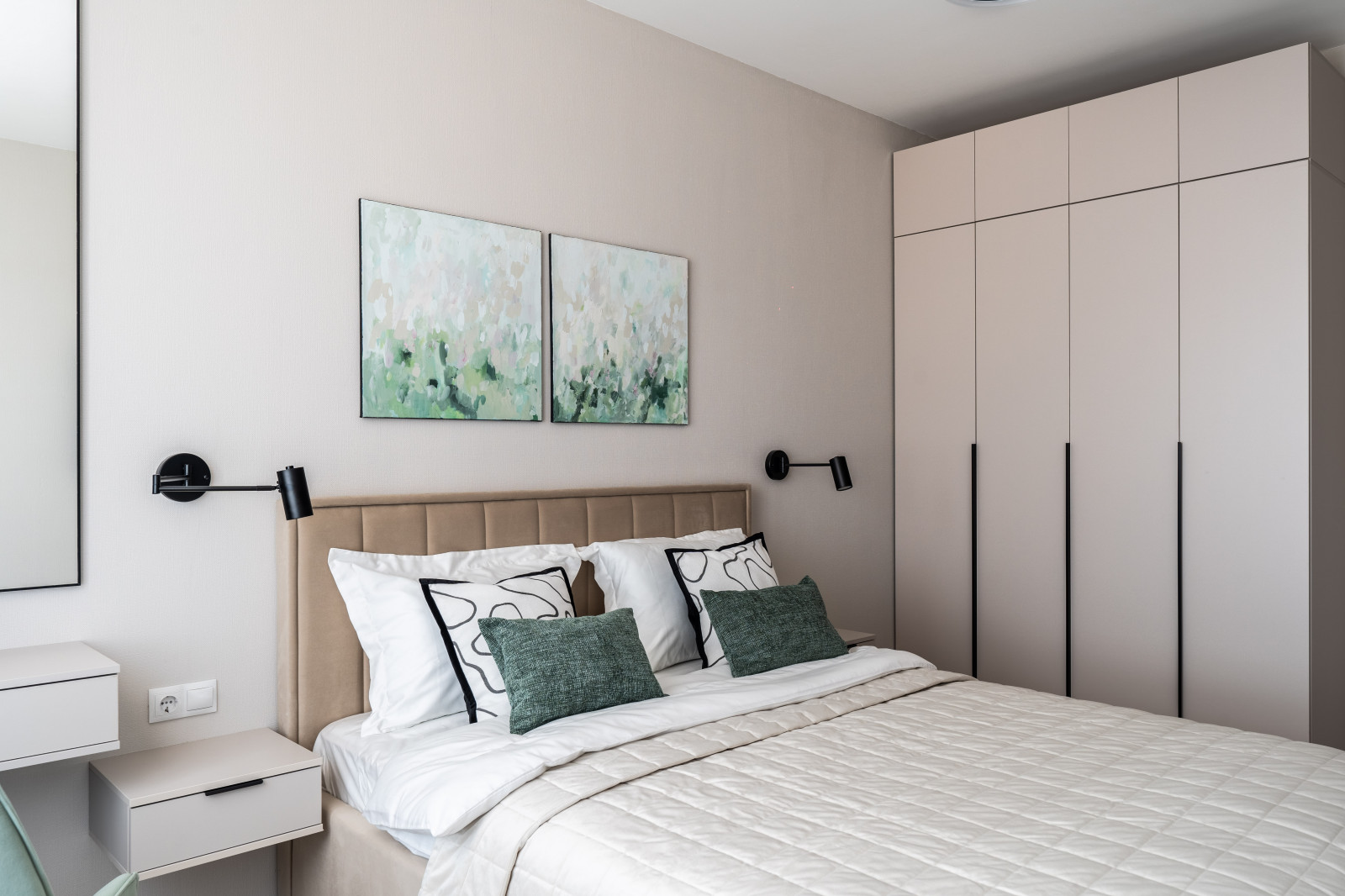 Аквилон Залив