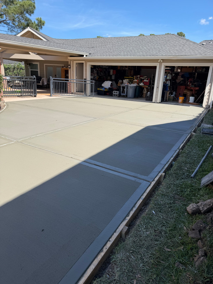 Concrete   Drive ways, side walks, patios.