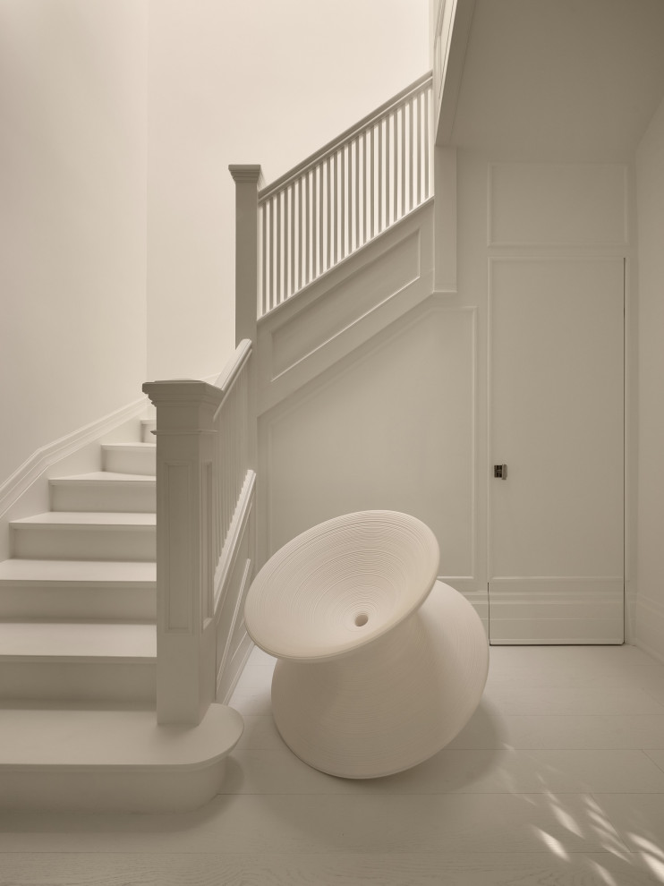 Inspiration for an eclectic staircase remodel in Montreal