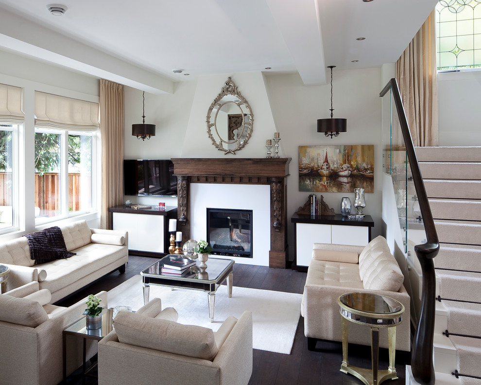 Photo of a transitional living room in Vancouver.