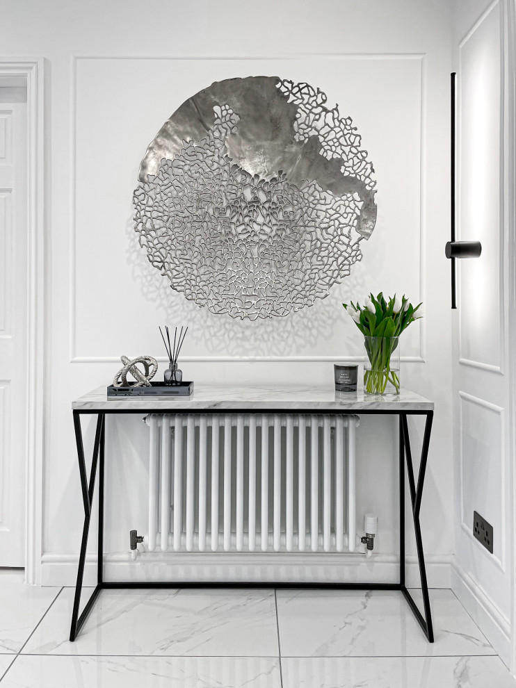 Black & White Luxury Hallway Entrance