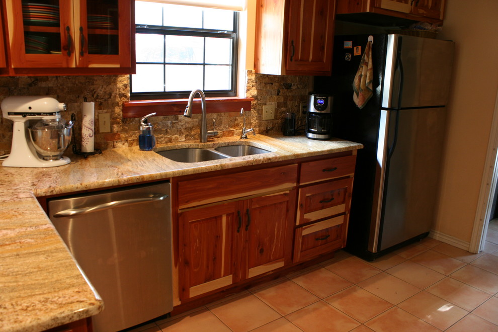 Kitchen - rustic kitchen idea in Austin