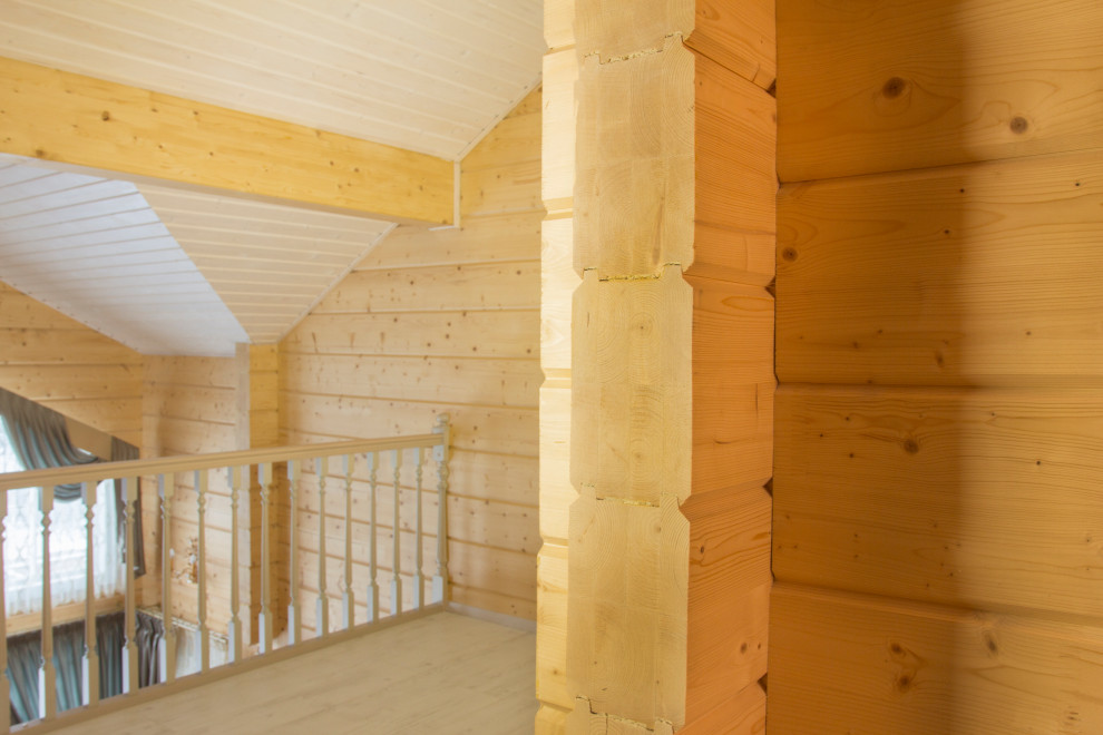 Дом из кирпича в Охтинском парке