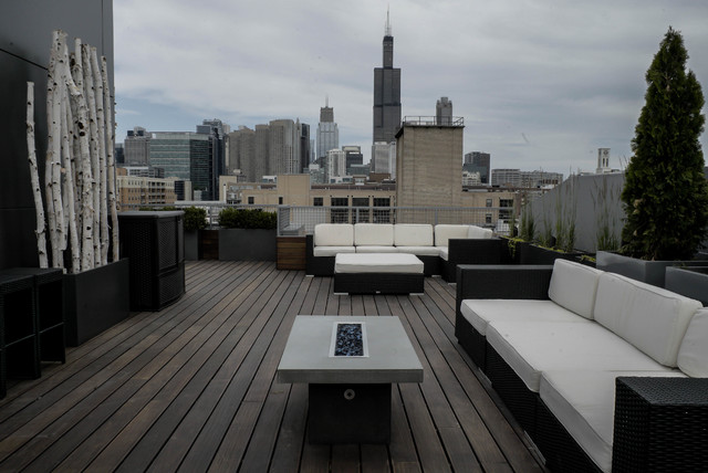 West Loop Expanse contemporary-terrace
