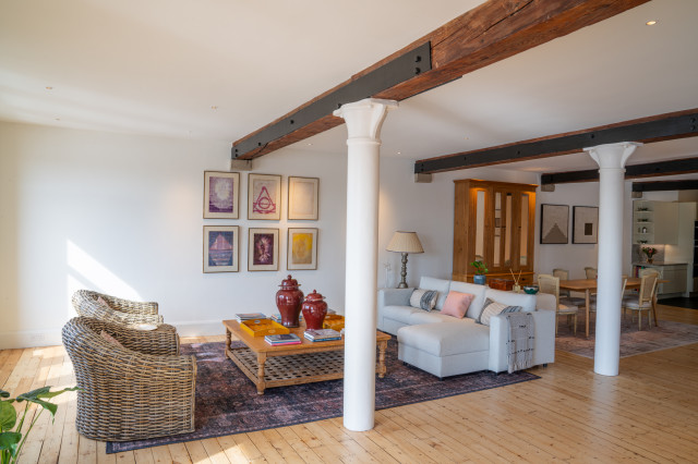 Wapping Wharf Apartment industrial-living-room