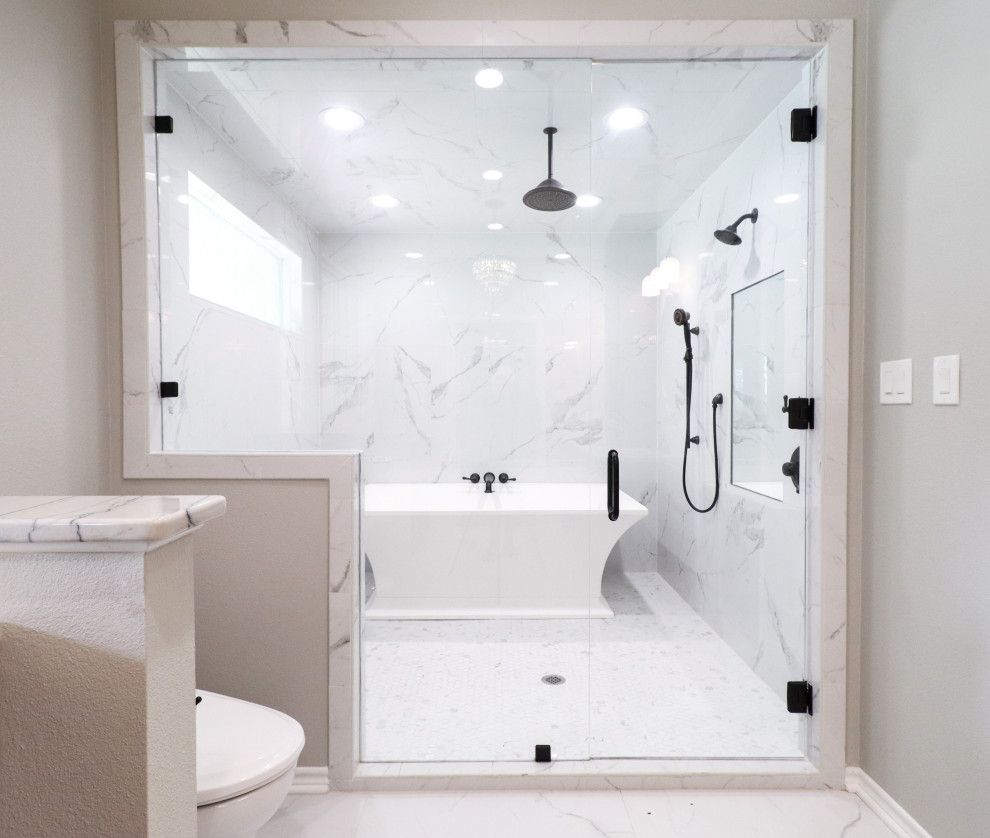 Bathroom - bathroom idea in Austin