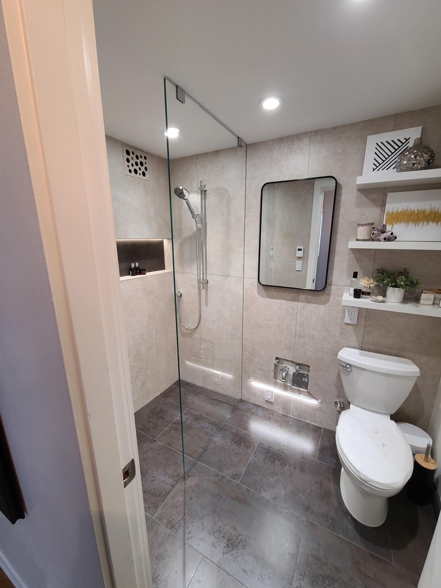 West End walking shower