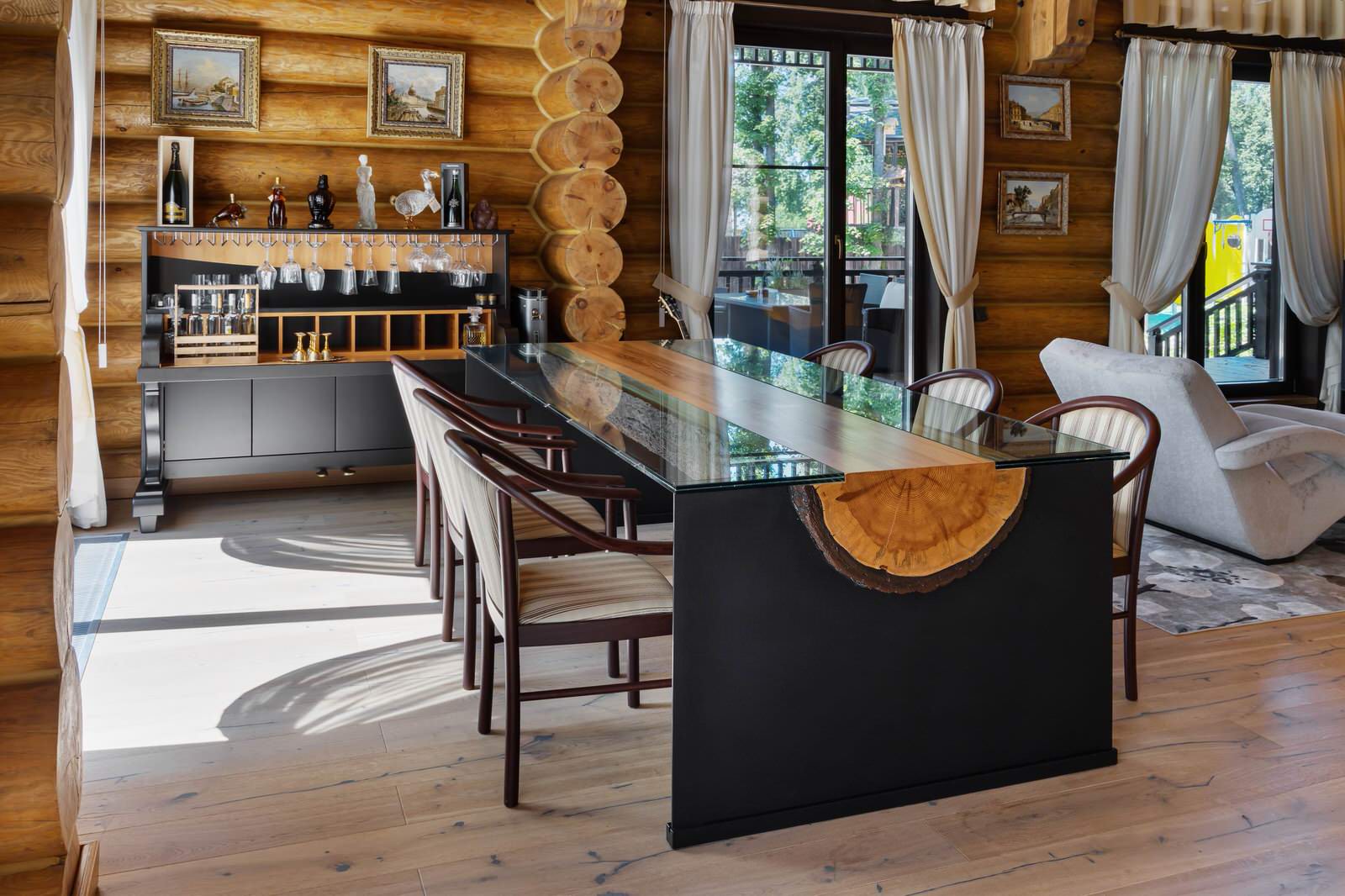 Дом у озера