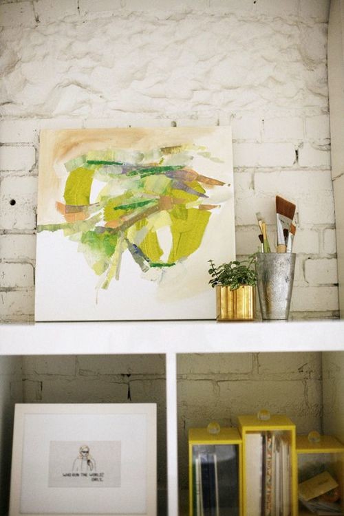 Example of a minimalist home office design in Seattle