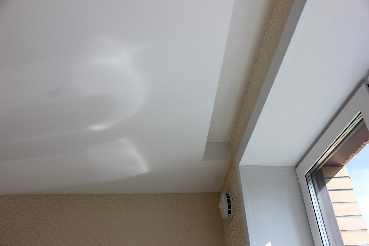 Скрытый карниз для штор и потолочные покрытия Cerutti ST