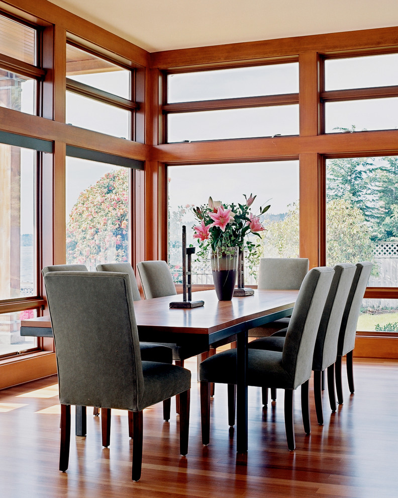 This is an example of a contemporary dining room in Seattle.